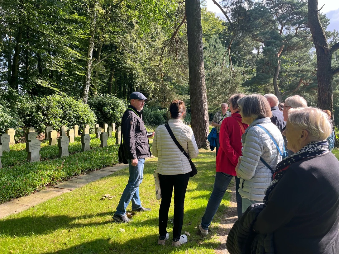 Ewiger-Frieden_3_Angelika Bielefeld.jpg