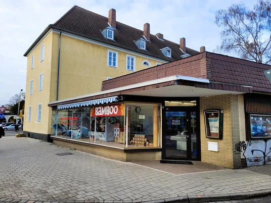 Außenansicht - Asiatische Lebensmittel Thi Ha & Doan.jpg