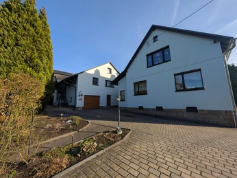 PXL_20251204_102304613.MP