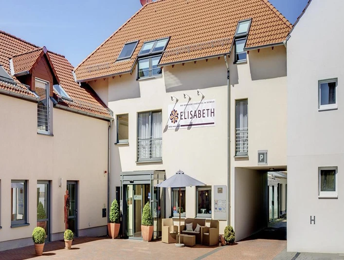 Hotel_Elisabeth_Aussenaufnahme_2020_WEB