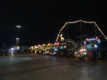 Impressionen der Lichterfahrt Lichterfahrt der Landwirte mit ihren Traktoren durch die Hansestadt Stralsund