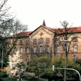 Erstes Stadtkrankenhaus, heute VHS | Foto: StadtLand Führungen