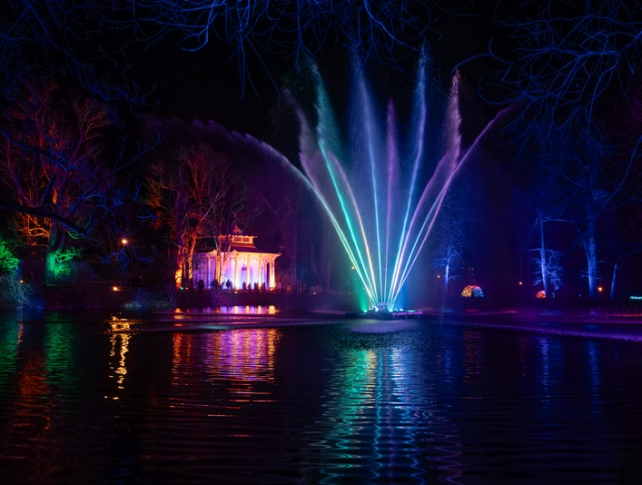Christmas Garden Dresden 2025_Wasserskulptur©Christmas Garden_Dennis Reimann.jpg