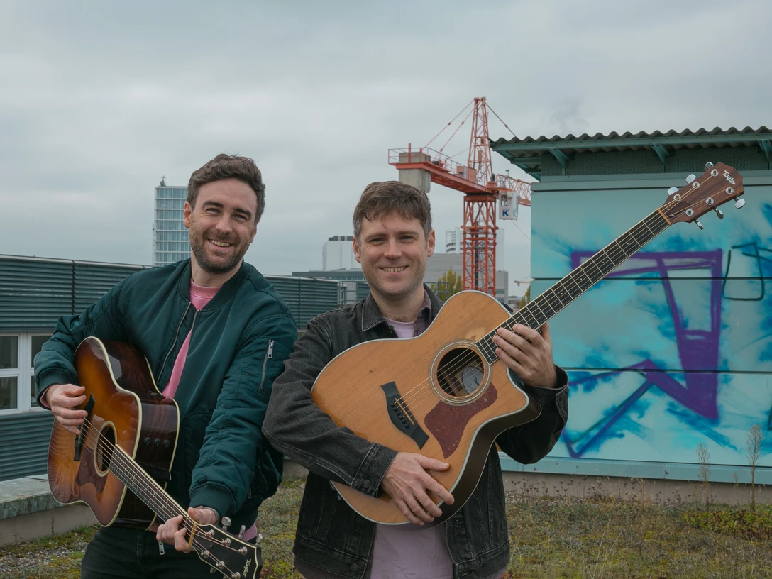 2nd Friday Brüder Fërns3