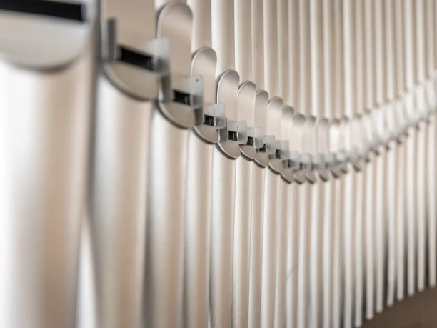 Schmeisser-Orgel in der St. Egidien Kirche in Colditz - Orgeln in der Region Leipzig Das Bild zeigt die Tasten der Schmeisser-Orgel in der St. Egidien Kirche in Colditz.