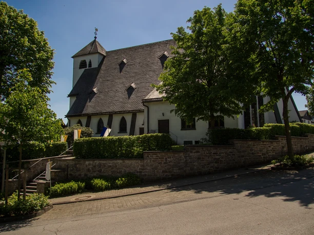 St. Nikolaus Kirche Cobbenrode