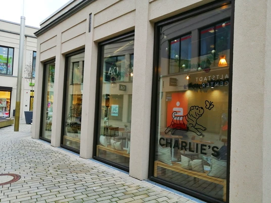 Charlies Cafe Herford-Pro Herofrd GmbH.jpeg