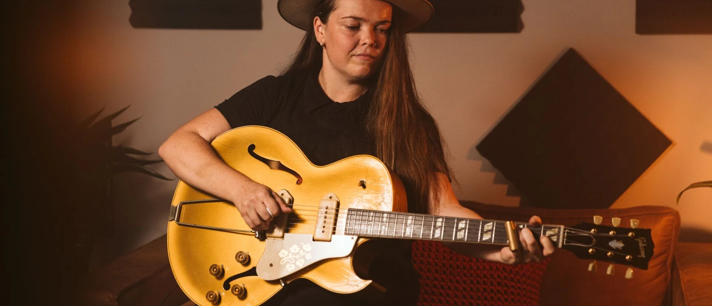 Minnie Marks_by_Jake Davey Photgraphy.jpg
