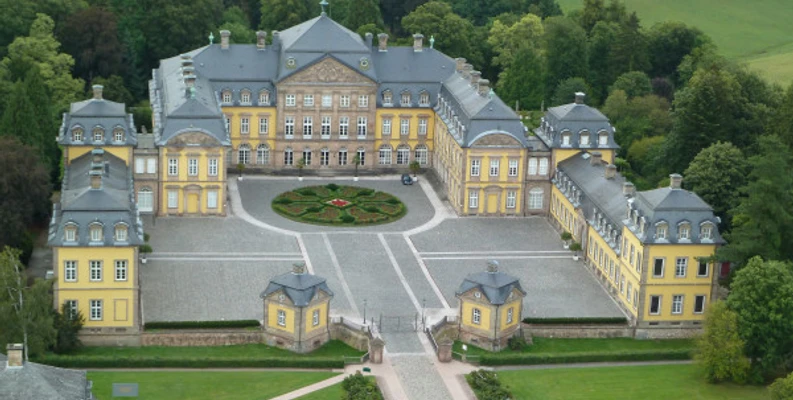 Luftbildaufnahme aus Richtung Süden