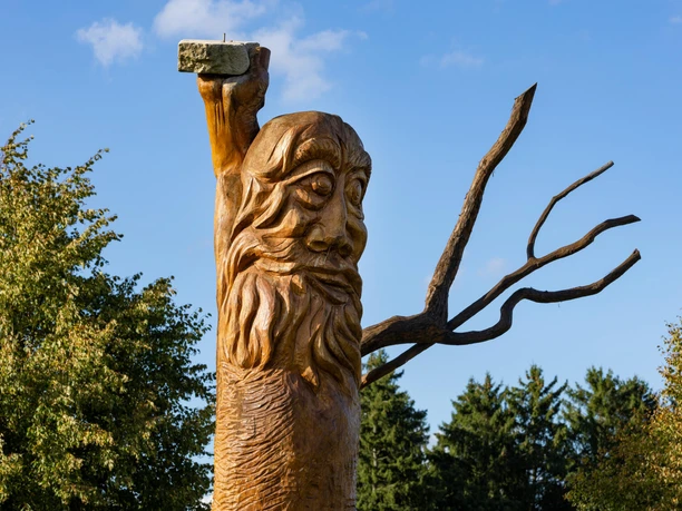 niester_riesen_figur_8898a