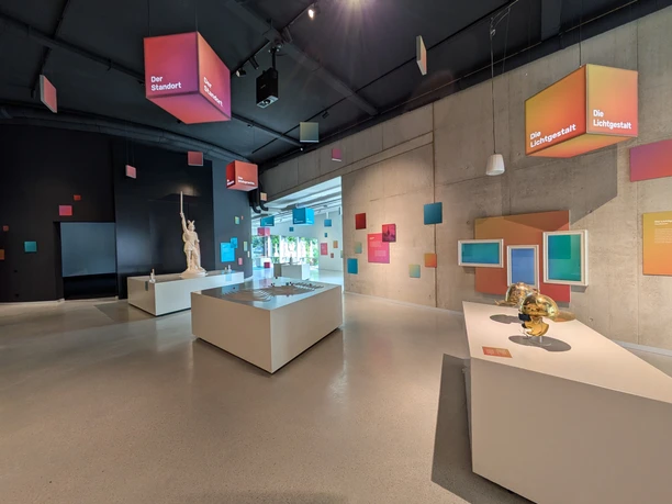 Hermanneum innen Querformat.jpg