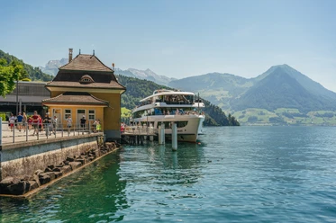 Vitznau boat station