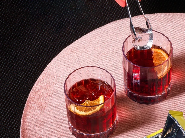 Drink in the DB Public House