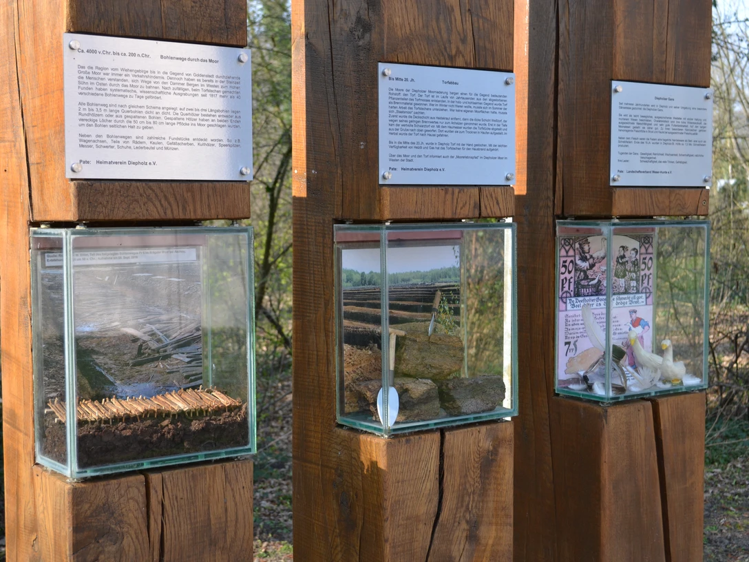 Extern - Freizeit, Kultur & Sport - Stadt Diepholz - Stelenpfad.JPG