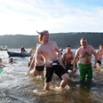 Neujahrsschwimmer im Edersee