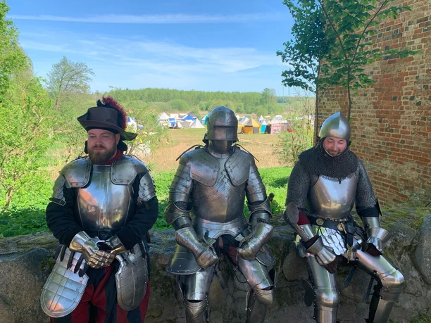 burgfest-walpurgis-burg-bodenteich-foto-kv-bad-bodenteich-ccbysa (1).jpg