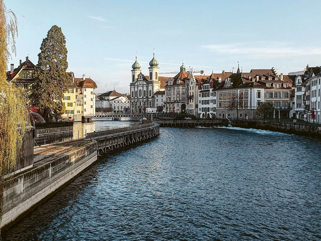 Buchpraesentation dieReuss