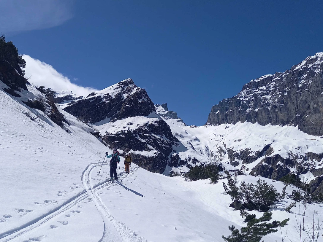 Skitouren Kroentenhuette Andy Fedier 20250419 133447