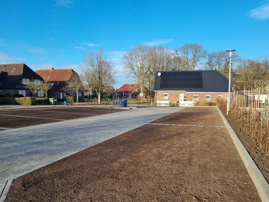 Wohnmobilstellplatz neu werdum.jpg