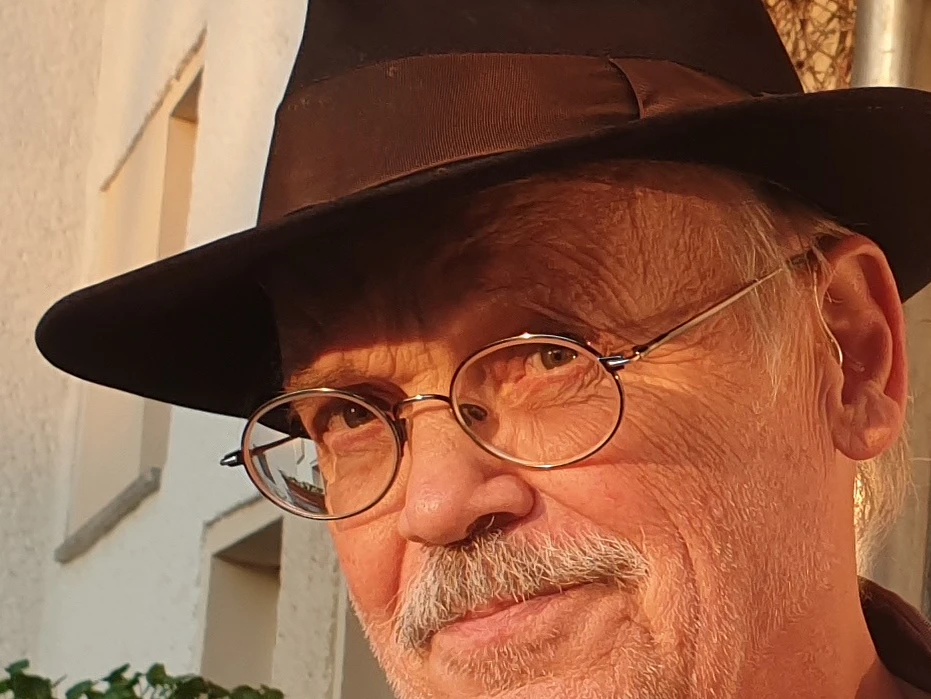 Oskar Ansull - Jasper Quast 1.4.1.jpeg