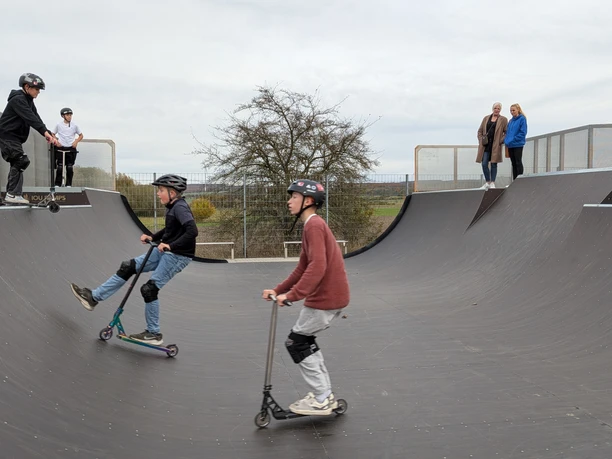 PXL_20251031_133944029.jpg Skaterpark Bad Lippspringe