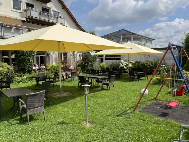 Cafe Restaurant Prinzenquelle Garten