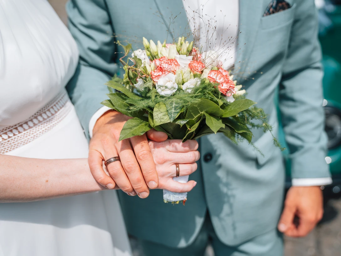 Hochzeit in Leipzig mit Hochzeitsstrauß - Tom Williger
