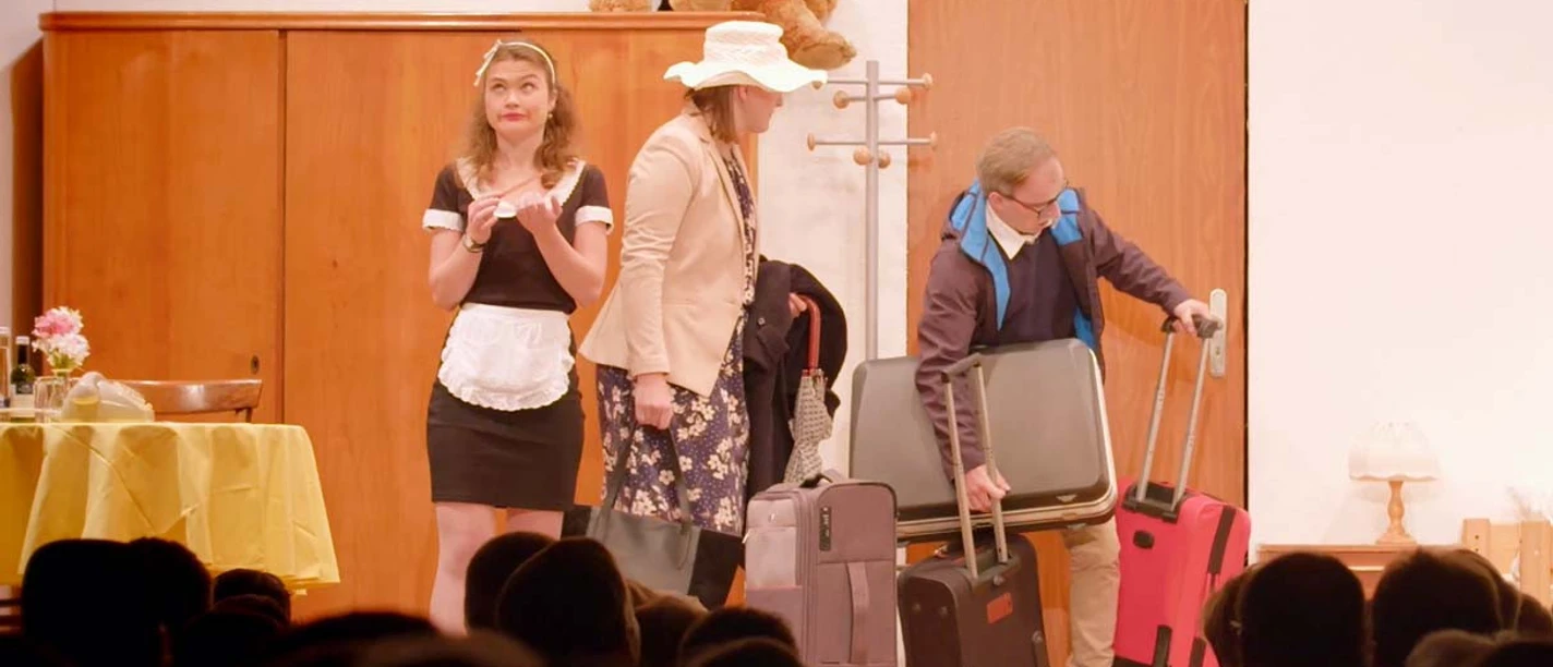 Nicole, Sarah und Tobias Huber auf der KLJB-Bühne