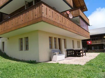 Aussenansicht Sommer