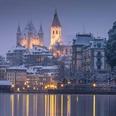 thun-schloss-kirche-winter-schnee-lichterglanz.jpg
