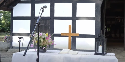 Gottesdienst_Museumshof.png