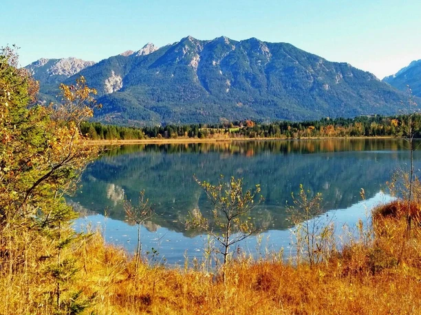 Der Barmsee bei Krün Herbststimmung