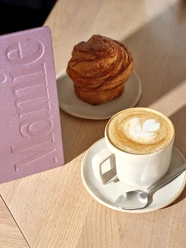 Mamie Café & Patisserie