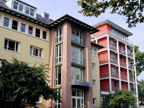 Haus der Jugend e.V. - Aussenansicht Aussenansicht der Jugendherberge in Frankfurt.