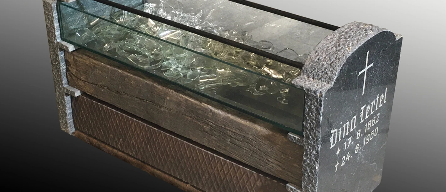 Vergessene Ewigkeit Glas.jpeg