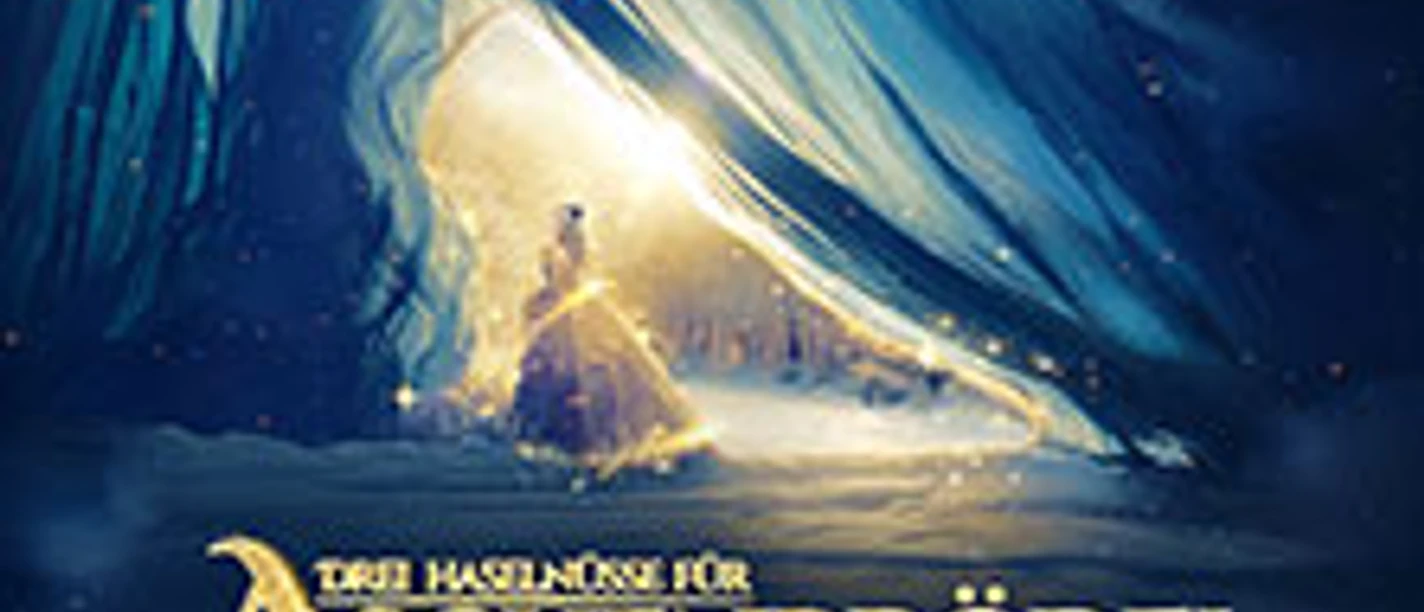 Leuchtende Silhouette in goldenem Kleid vor blauem Bühnenhintergrund mit Musicaltitel