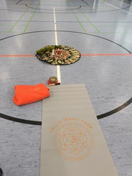 Yoga für Erwachsene und Jugendliche