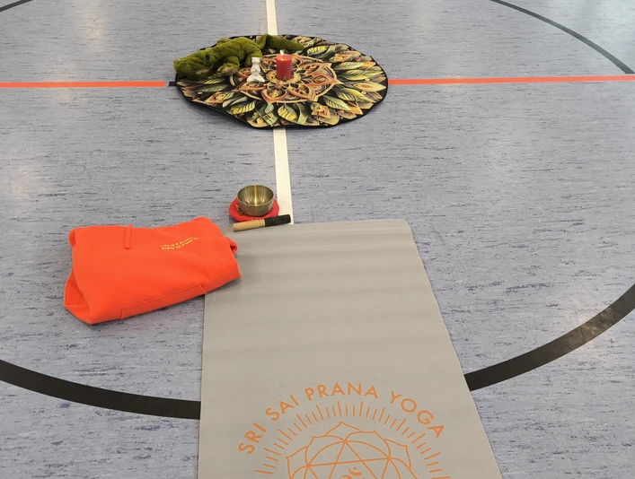 Yoga für Erwachsene und Jugendliche