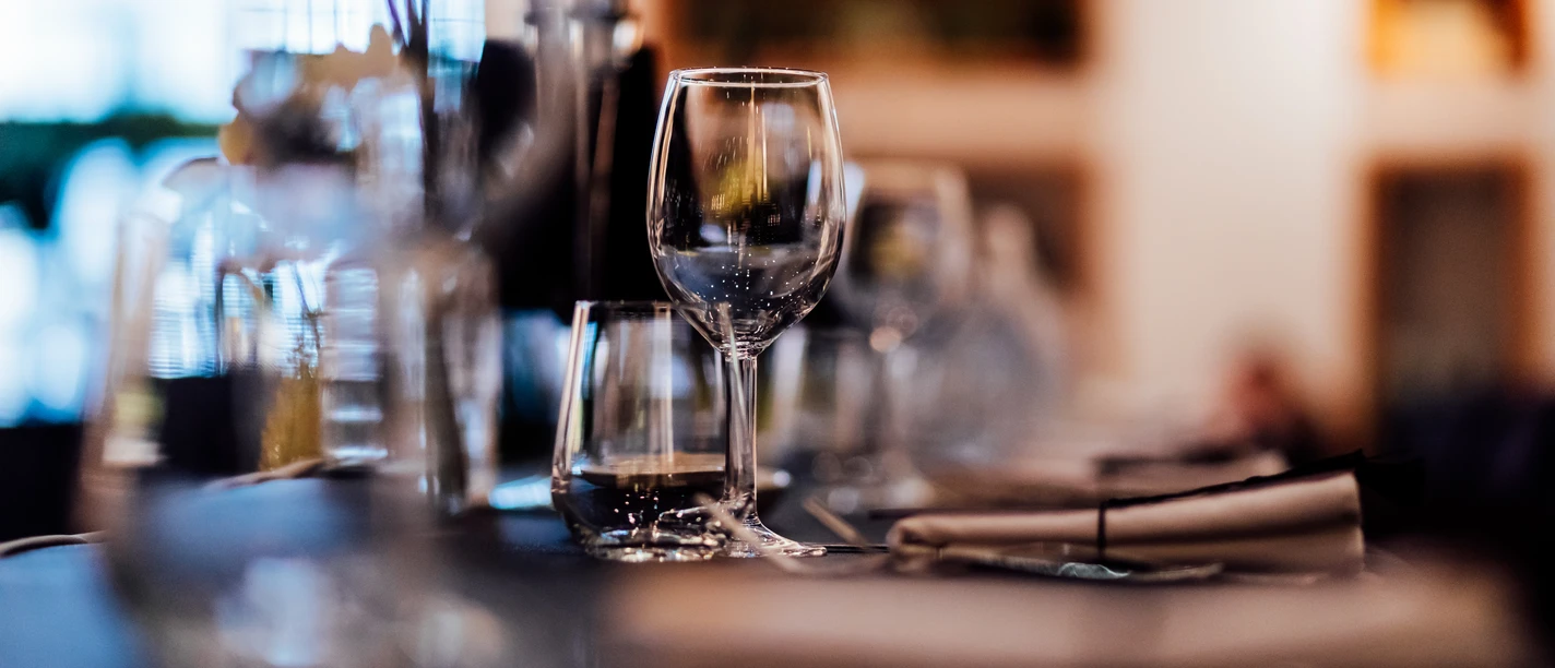 luxury-table-settings-christmas-dayfine-dining-with-glassware-plates-beautiful-blurred-background-events-weddings-xmas-2022-2023