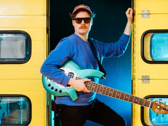 3OLIVER LUTZ_2500px_©niclasweber-7_quer.jpg