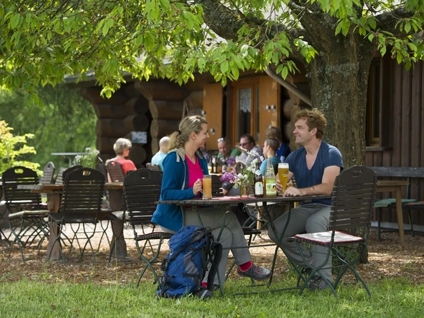 Wanderpause auf der Hochwald Alm
