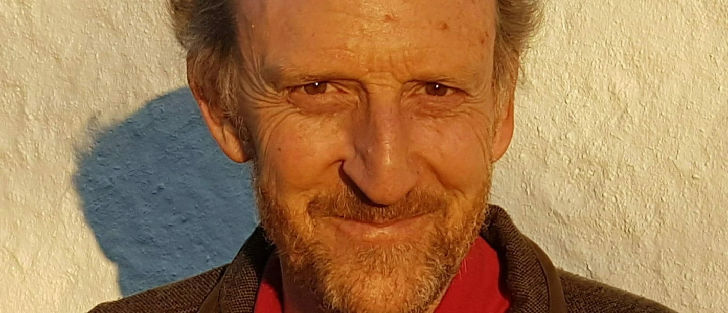 Portrait Bernhard scaled e1643627859681