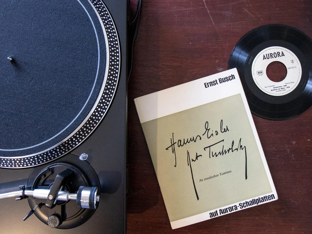 Tucholsky Schallplatte_LWL_Kambartel-2