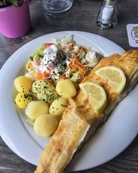 Zanderfilet mit Salzkartoffeln.jpeg