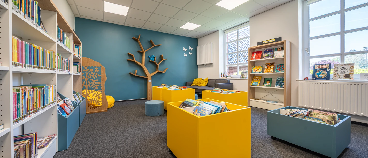 SG Bibliothek innen von Andre Jeurink.jpg Der Kinderbereich der Samtgemeindebücherei fotografiert von Andre Jeurink