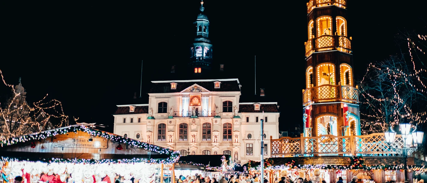 Weihnachtsmarkt am Rathaus Lüneburg