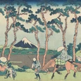 Hodogaya an der Ostmeerstraße, Katsushika Hokusai (1760–1849), Reisende und Pferd vor hohen Kiefern mit Blick auf einen schneebedeckten Berg in LandschaftTraveler and horse in front of tall pine trees with a view of a snow-covered mountain in landscape