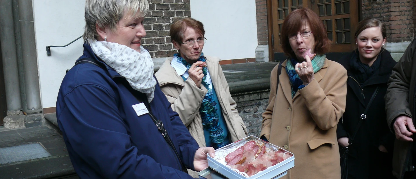 Häppchentour mit Ehrenamtlichen