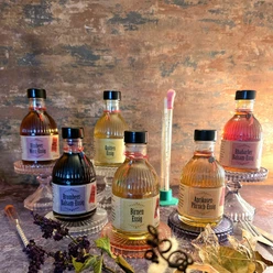 Fruchtessige von Schray's Distillery