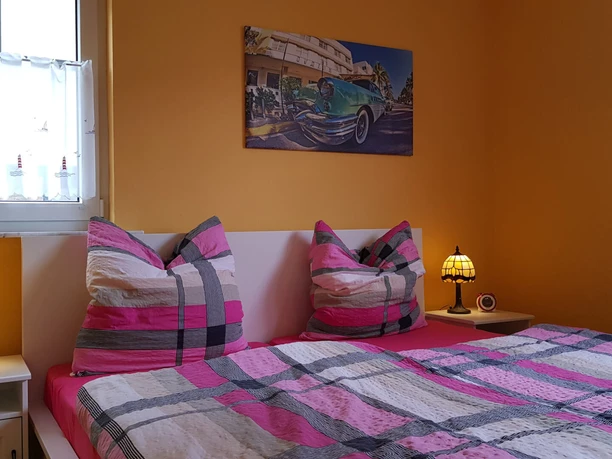 Olivenblick Schlafzimmer.jpg